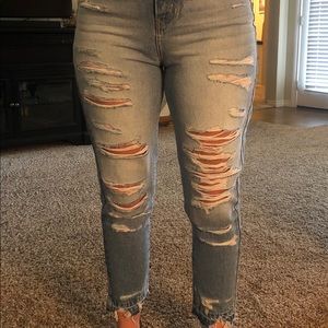 Kancan Relaxed Fit High Waisted Distressed Jeans